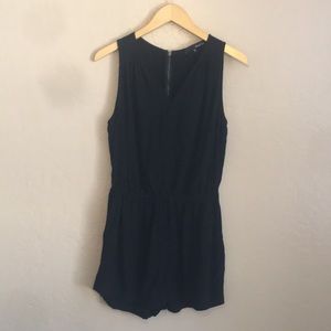 Ro & Dee short romper black size Medium